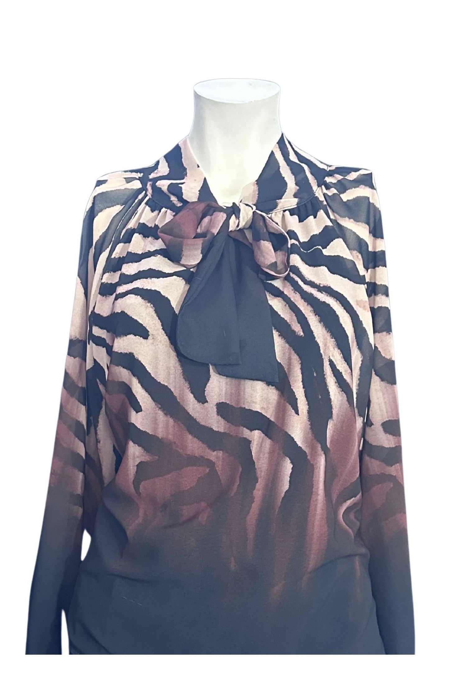 Toppur latino ani beis