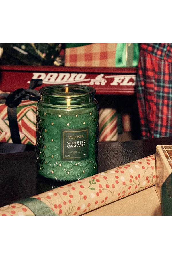 NOBLE FIR GARLAND LARGE JAR