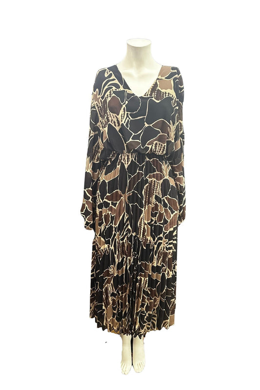 Latino kjóll brúntóna