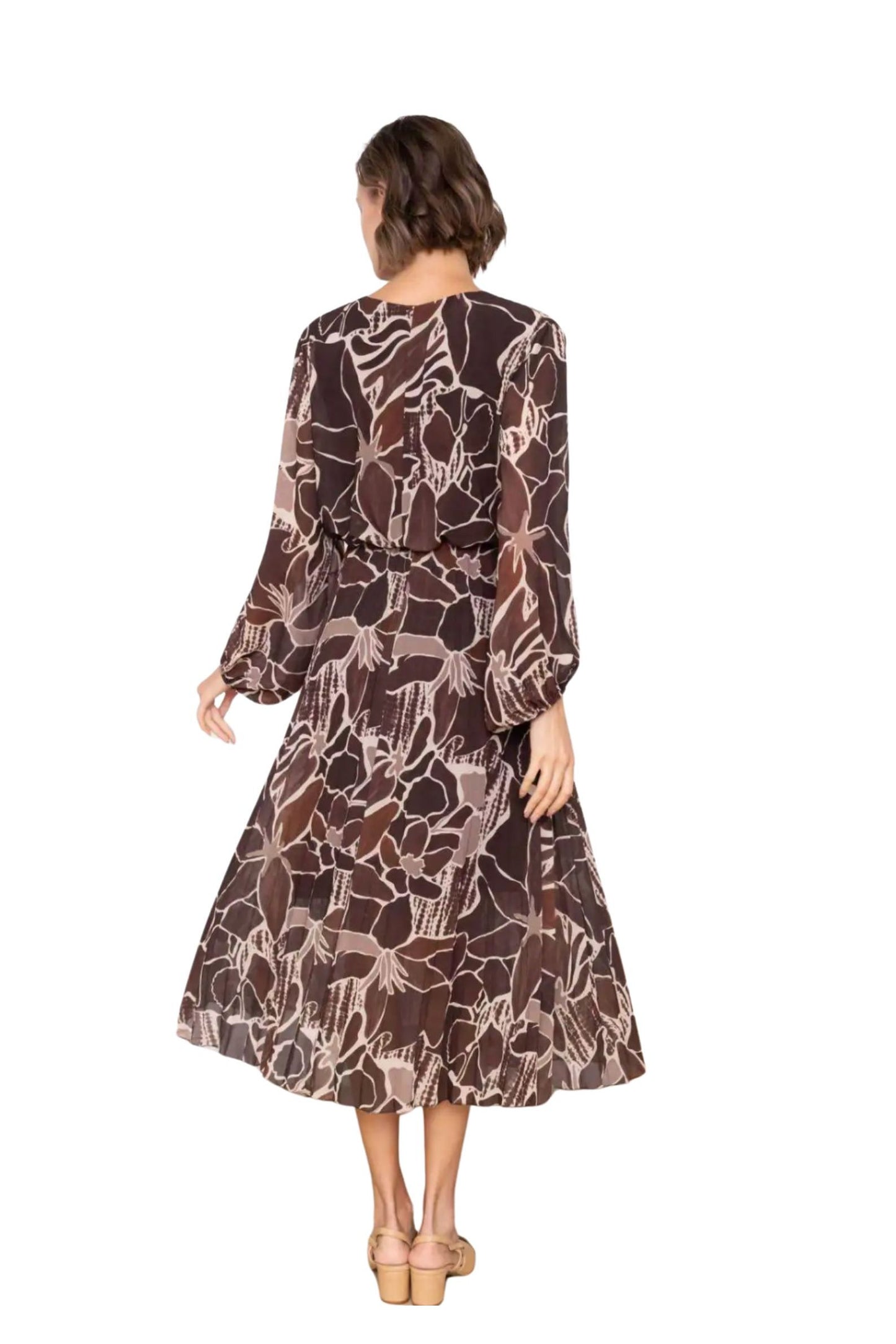 Latino kjóll brúntóna