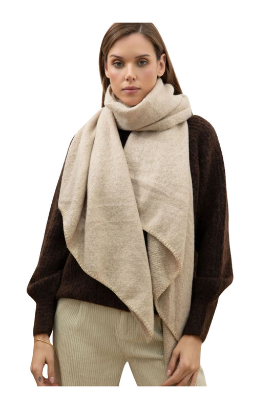 Trefill/sjal Chic beis